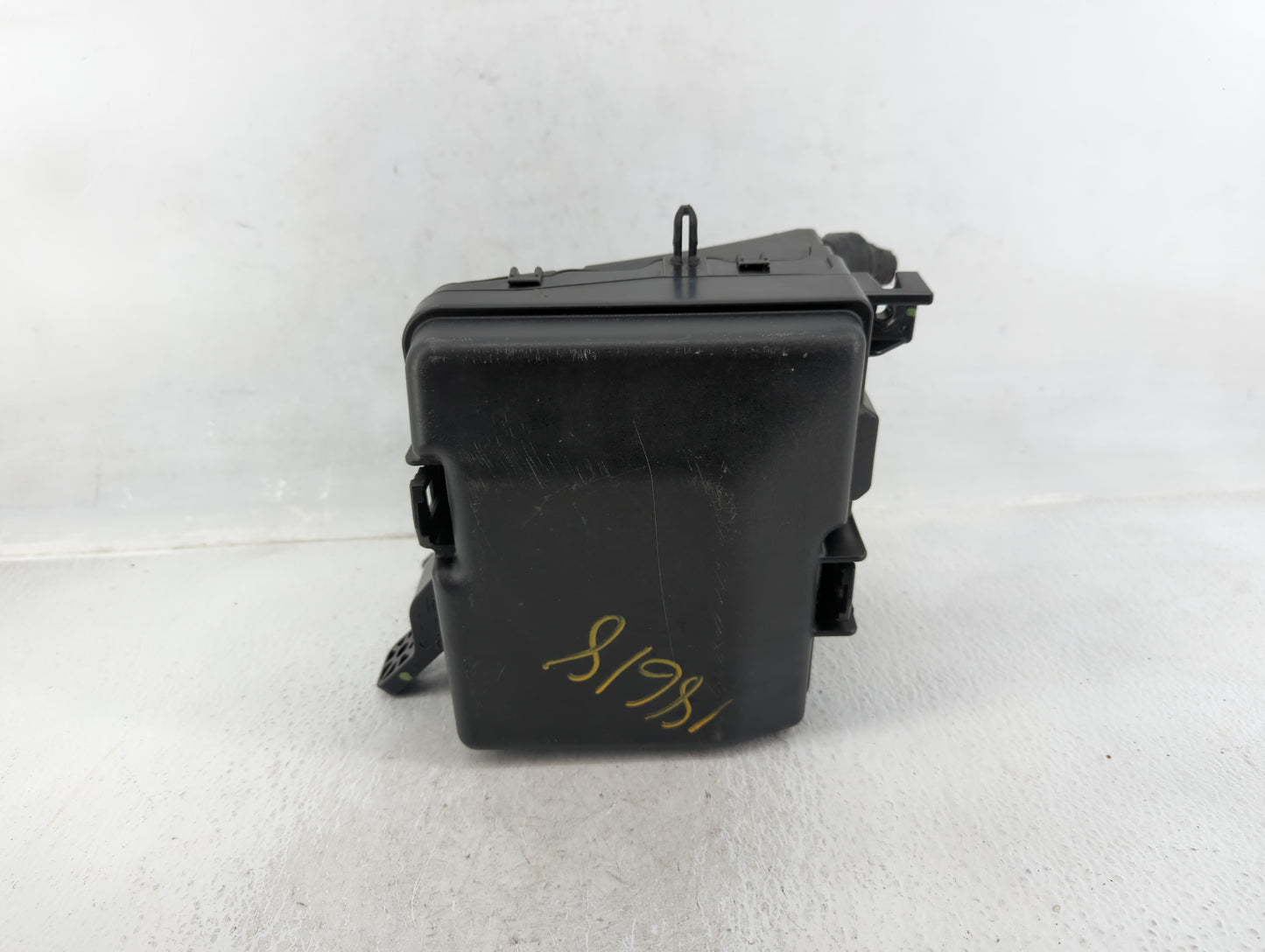 2015 Hyundai Sonata Fusebox Fuse Box Panel Relay Module P/N:6423-0102-7-000 Fits OEM Used Auto Parts - Oemusedautoparts1.com