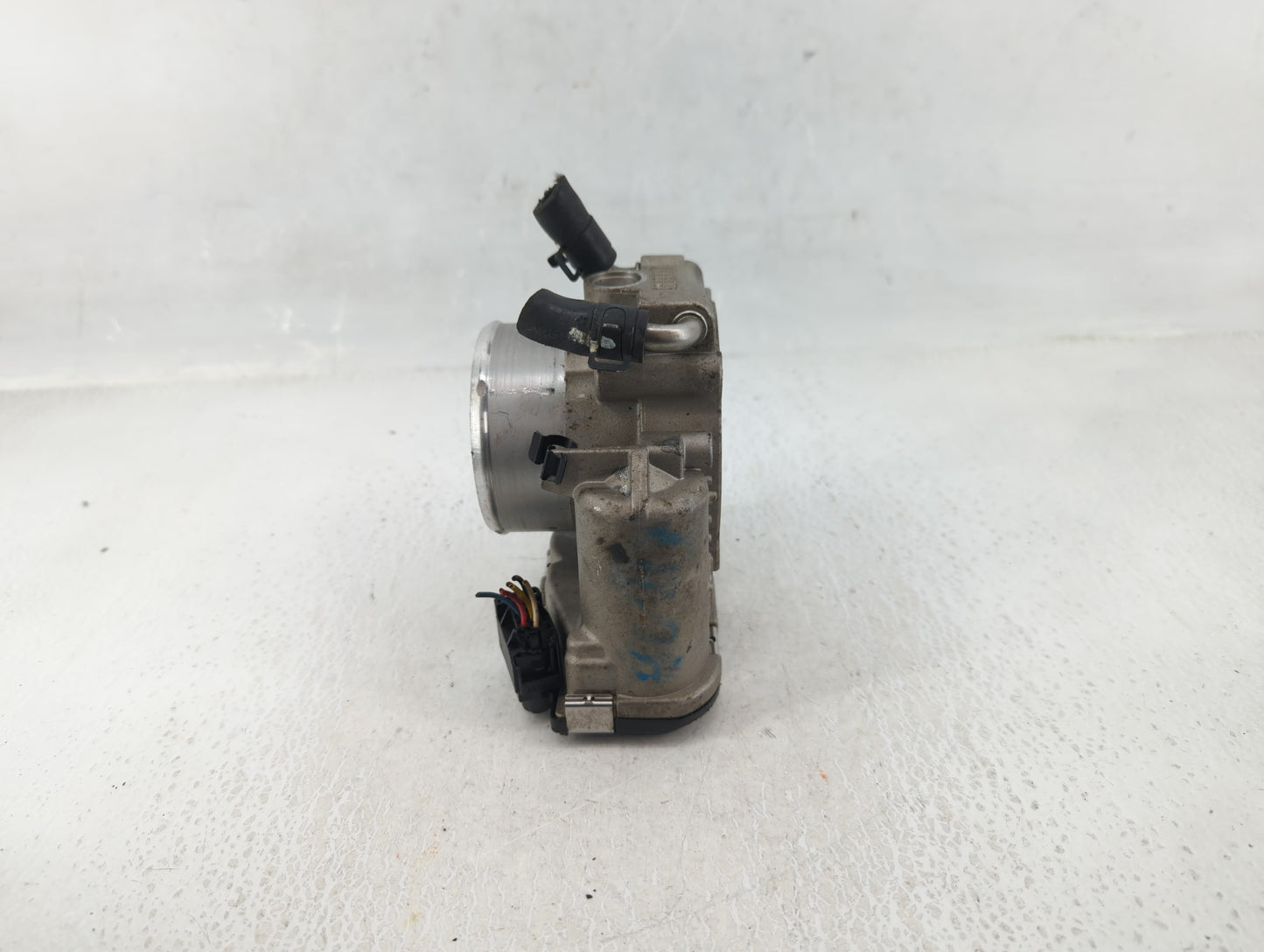 2015-2019 Hyundai Sonata Throttle Body P/N:35100-2G600 Fits Fits 2015 2016 2017 2018 2019 2020 2021 OEM Used Auto Parts - Oe