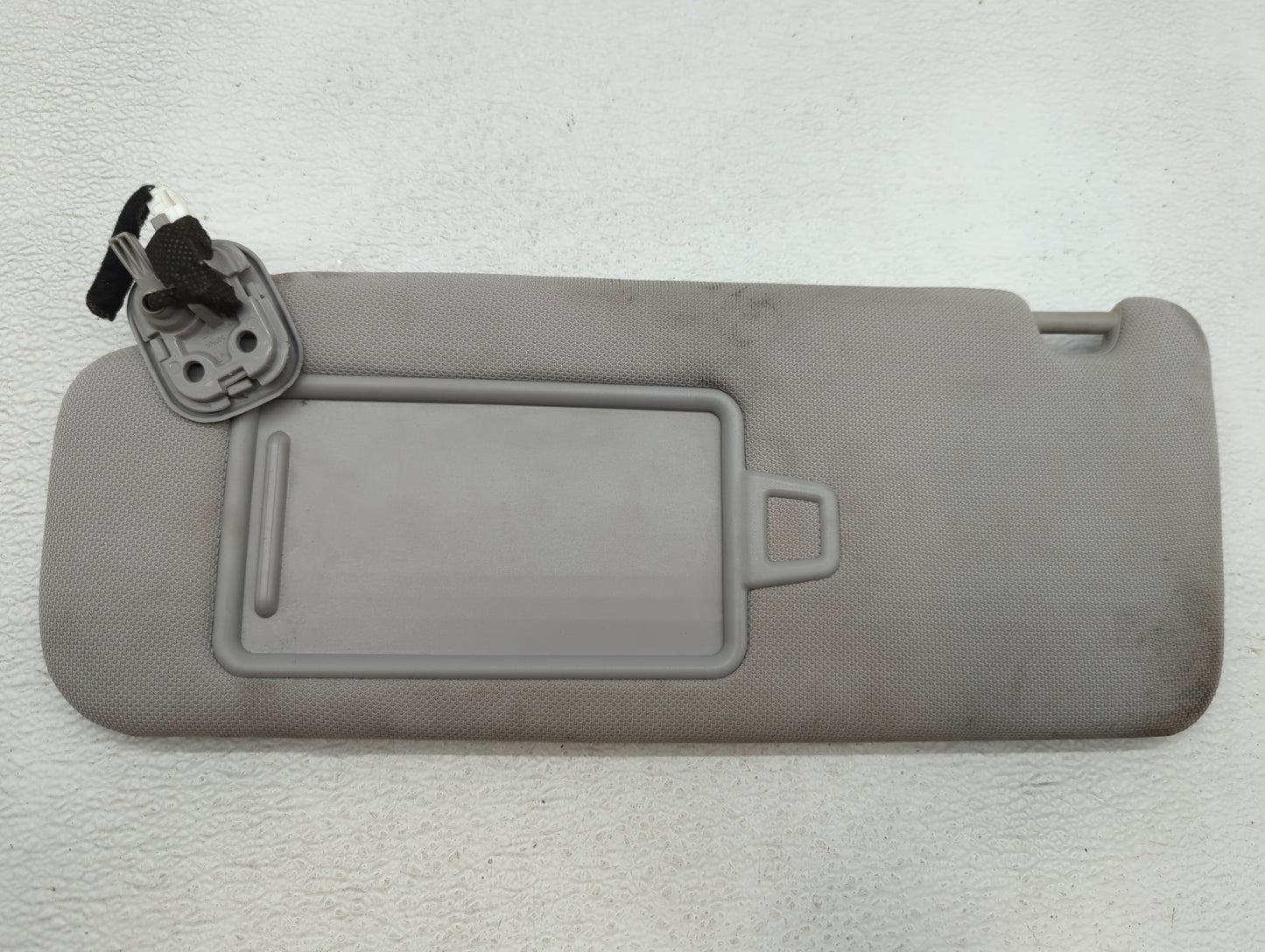 2015-2019 Hyundai Sonata Sun Visor Shade Replacement Driver Left Mirror Fits Fits 2015 2016 2017 2018 2019 OEM Used Auto Par