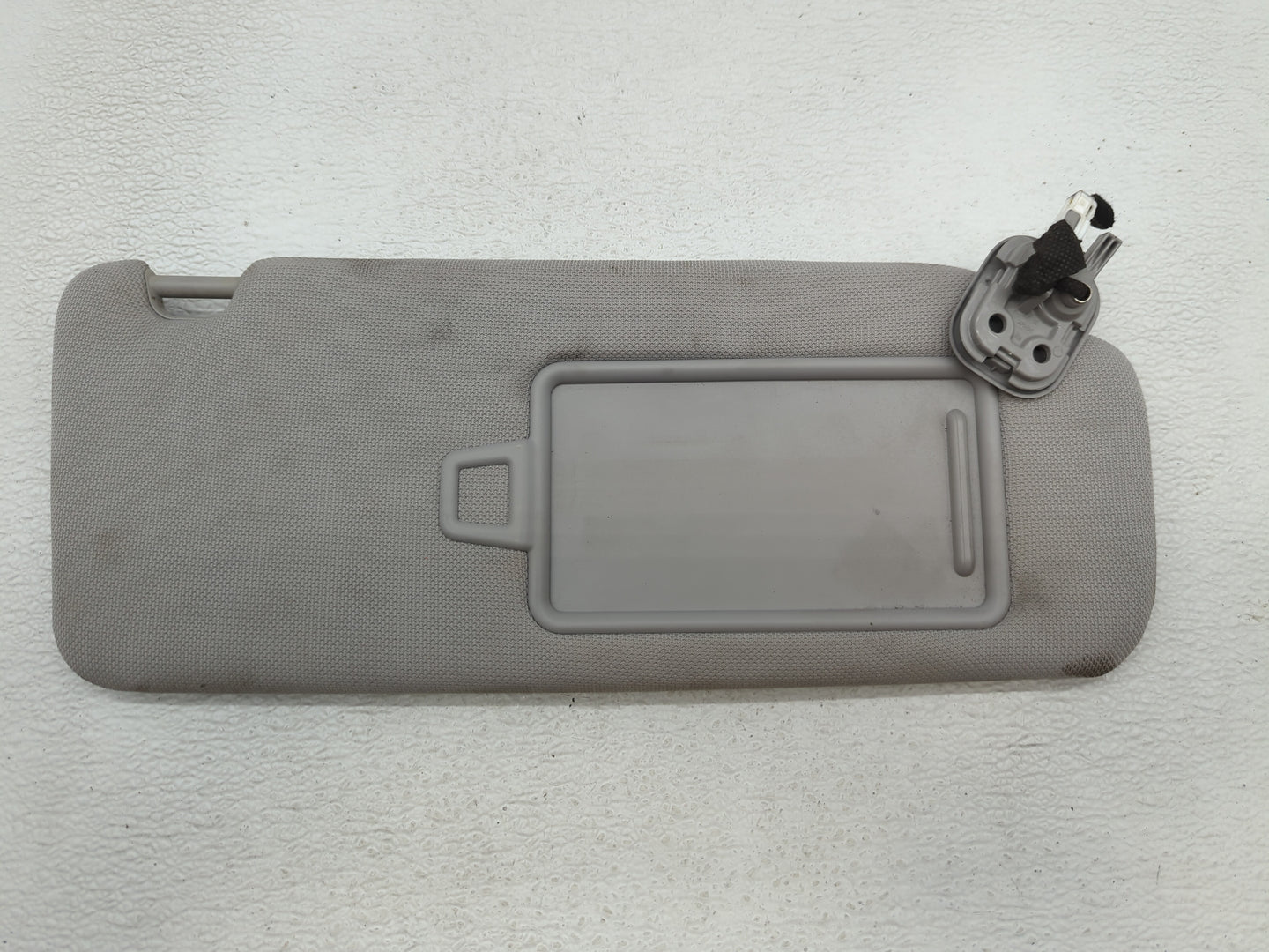 2015-2019 Hyundai Sonata Sun Visor Shade Replacement Passenger Right Mirror Fits Fits 2015 2016 2017 2018 2019 OEM Used Auto