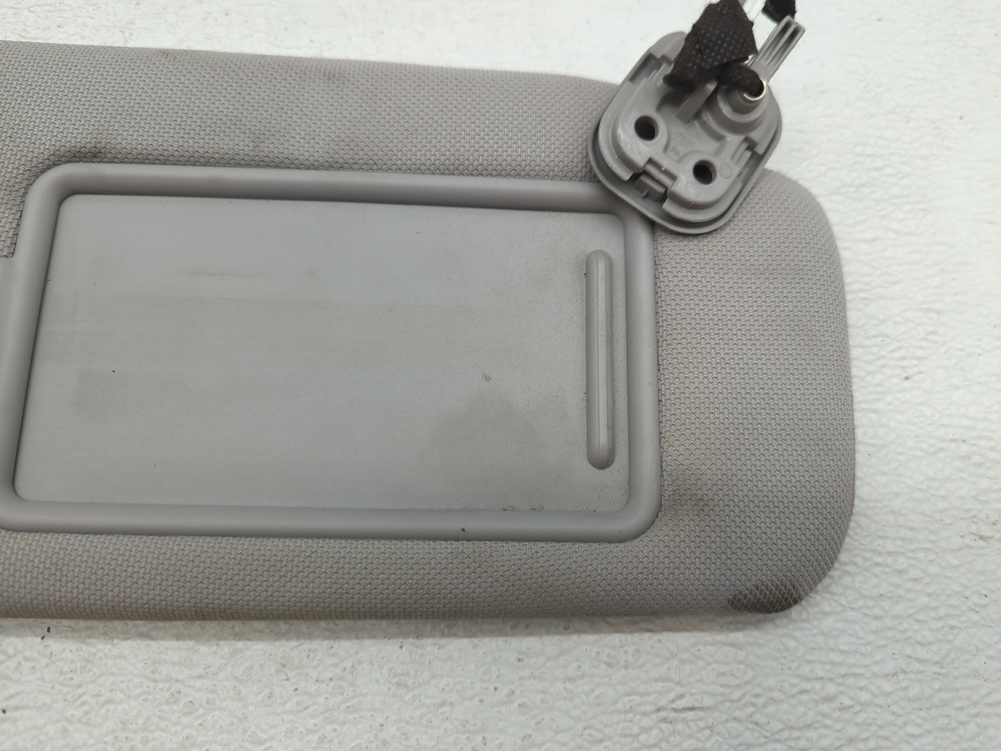 2015-2019 Hyundai Sonata Sun Visor Shade Replacement Passenger Right Mirror Fits Fits 2015 2016 2017 2018 2019 OEM Used Auto