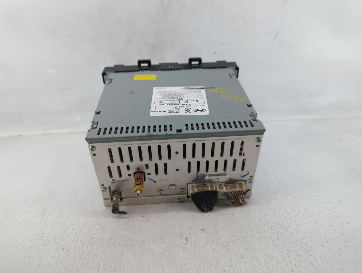 2015-2015 Hyundai Sonata Am Fm Cd Player Radio Receiver - Oemusedautoparts1.com