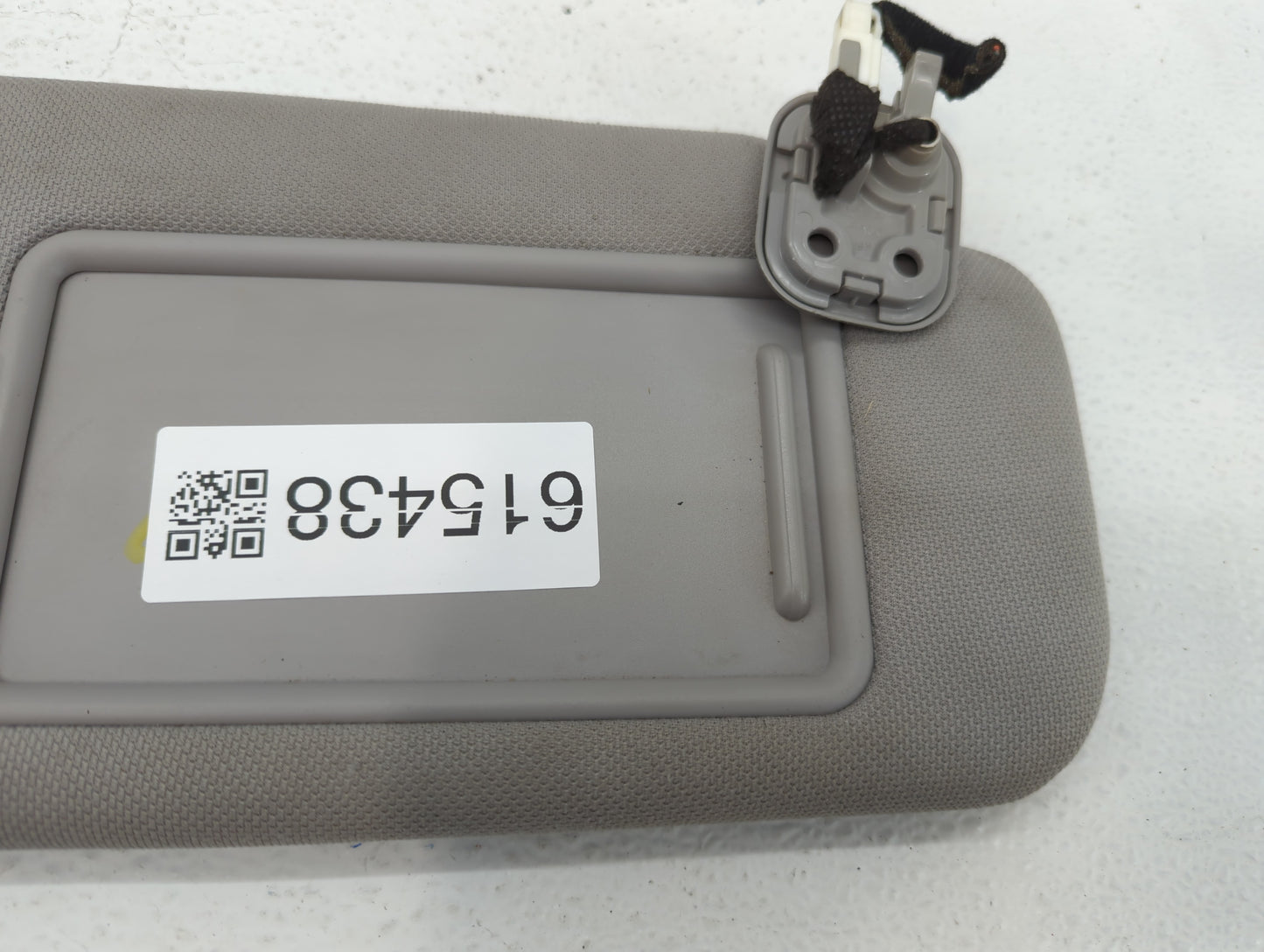 2015-2019 Hyundai Sonata Sun Visor Shade Replacement Passenger Right Mirror Fits Fits 2015 2016 2017 2018 2019 OEM Used Auto
