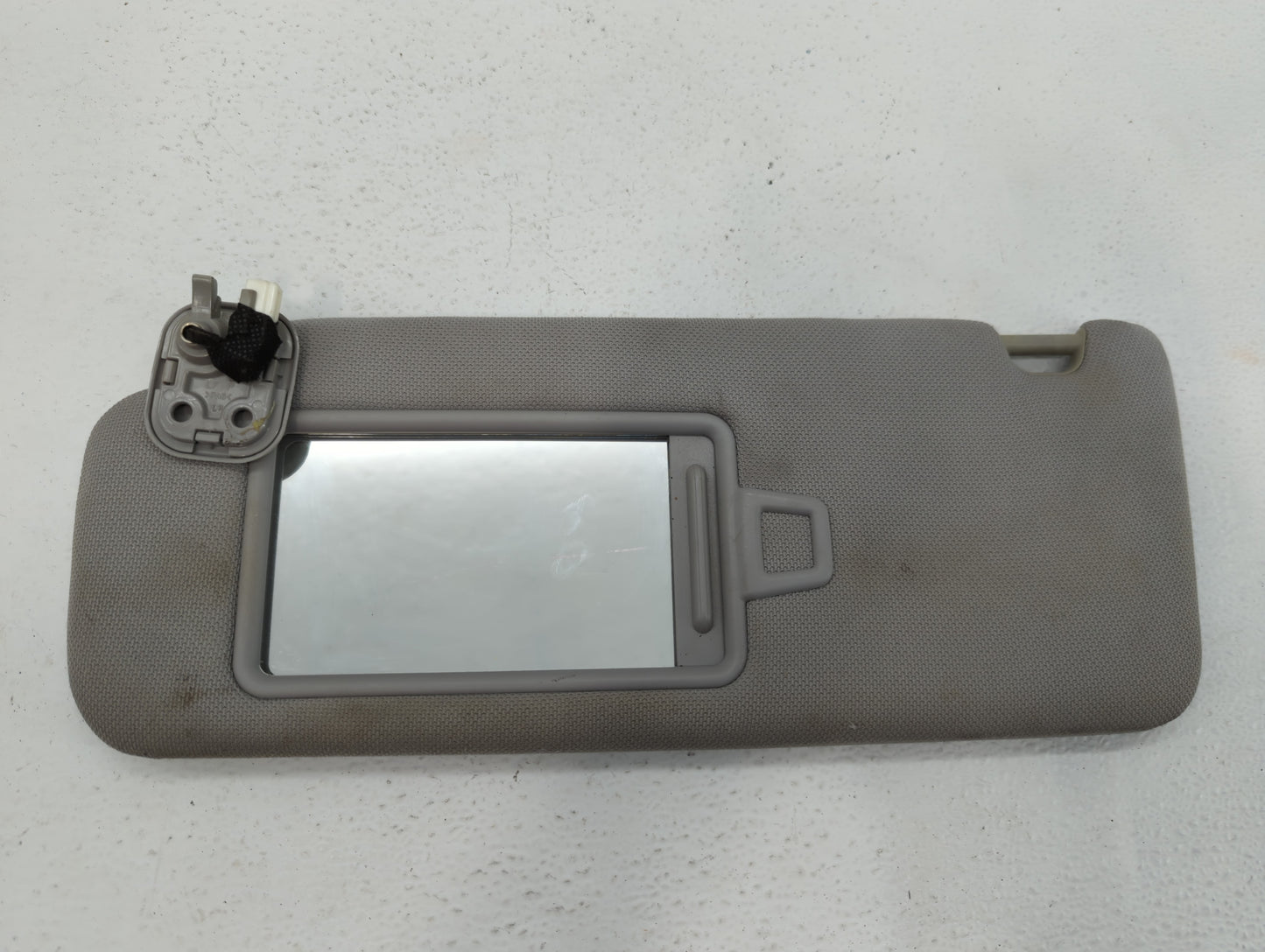 2015-2019 Hyundai Sonata Sun Visor Shade Replacement Driver Left Mirror Fits Fits 2015 2016 2017 2018 2019 OEM Used Auto Par