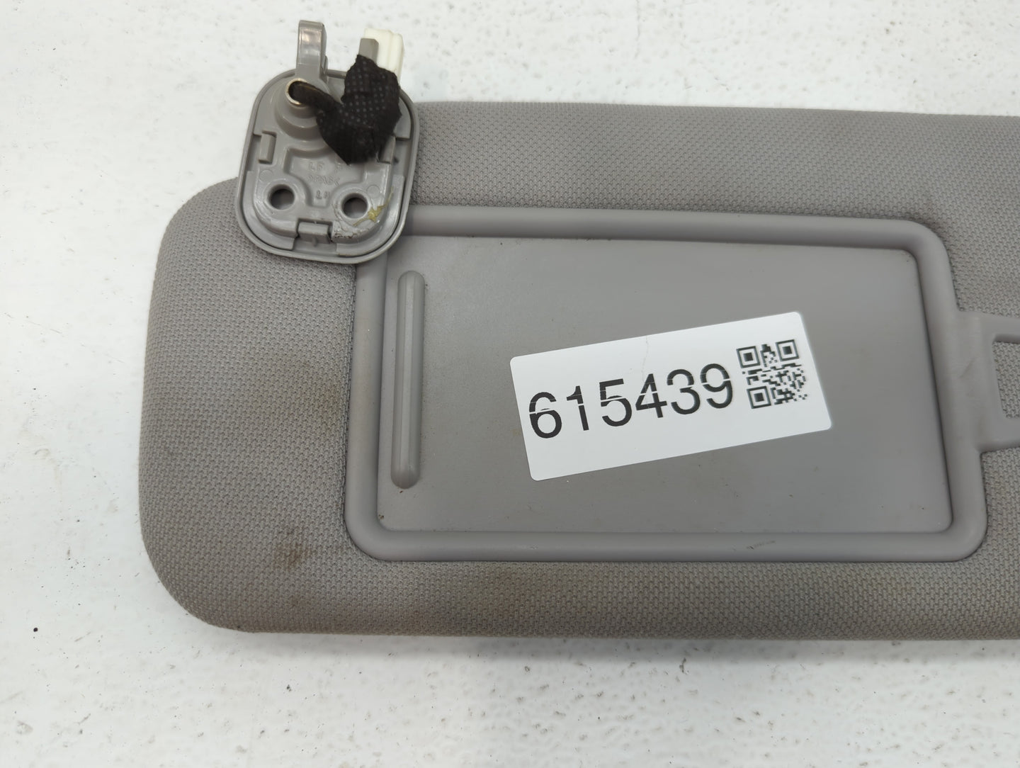 2015-2019 Hyundai Sonata Sun Visor Shade Replacement Driver Left Mirror Fits Fits 2015 2016 2017 2018 2019 OEM Used Auto Par