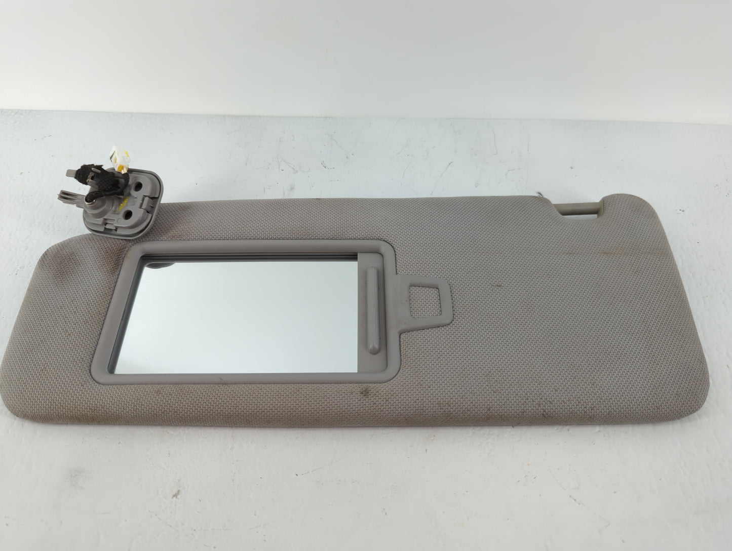 2015-2019 Hyundai Sonata Sun Visor Shade Replacement Driver Left Mirror Fits Fits 2015 2016 2017 2018 2019 OEM Used Auto Par