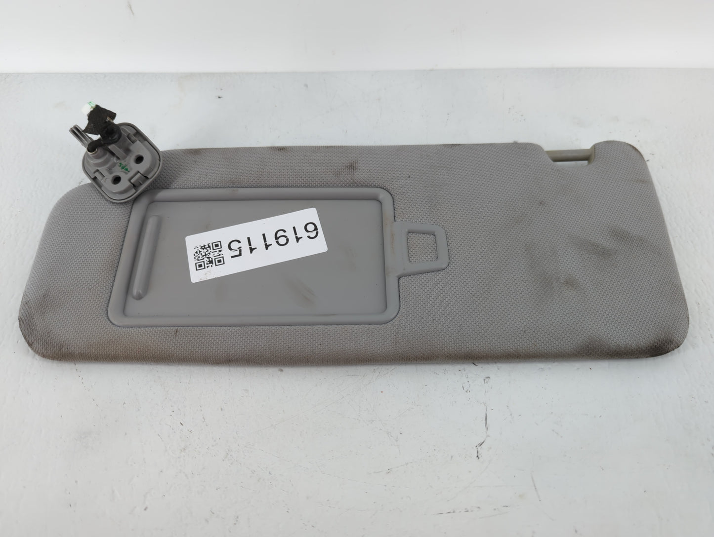 2015-2019 Hyundai Sonata Sun Visor Shade Replacement Driver Left Mirror Fits Fits 2015 2016 2017 2018 2019 OEM Used Auto Par