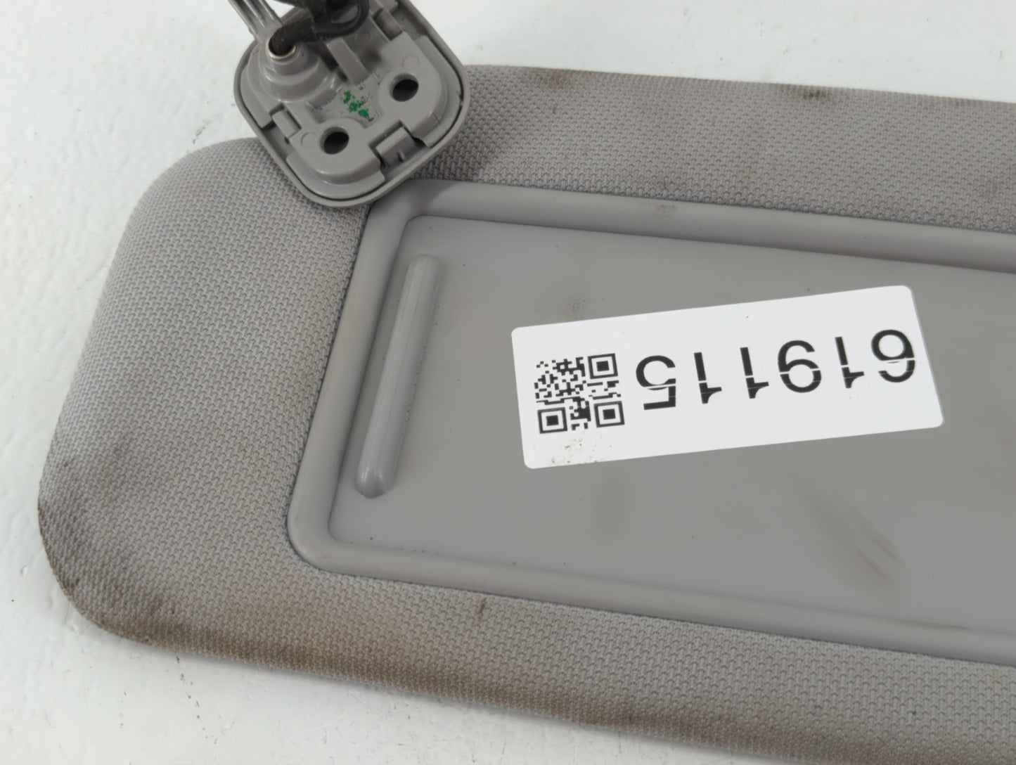2015-2019 Hyundai Sonata Sun Visor Shade Replacement Driver Left Mirror Fits Fits 2015 2016 2017 2018 2019 OEM Used Auto Par