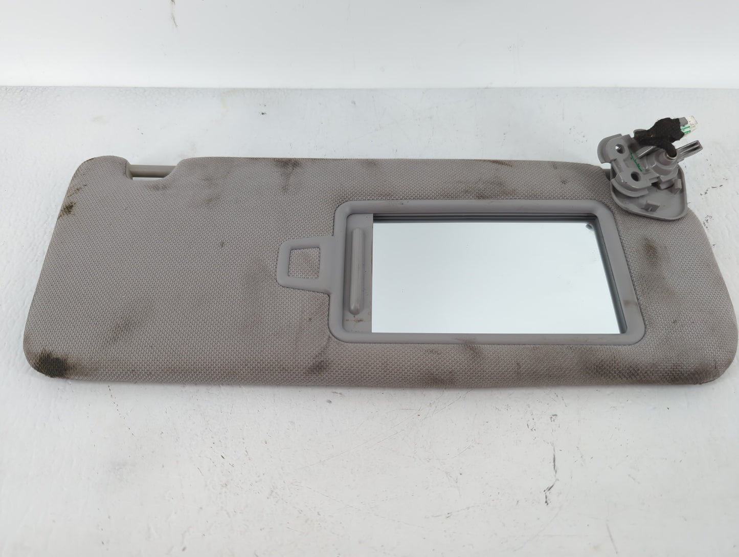 2015-2019 Hyundai Sonata Sun Visor Shade Replacement Passenger Right Mirror Fits Fits 2015 2016 2017 2018 2019 OEM Used Auto