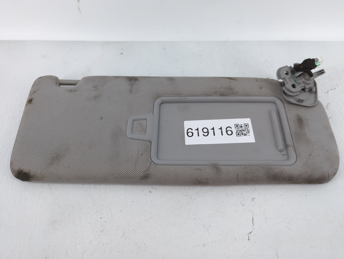 2015-2019 Hyundai Sonata Sun Visor Shade Replacement Passenger Right Mirror Fits Fits 2015 2016 2017 2018 2019 OEM Used Auto