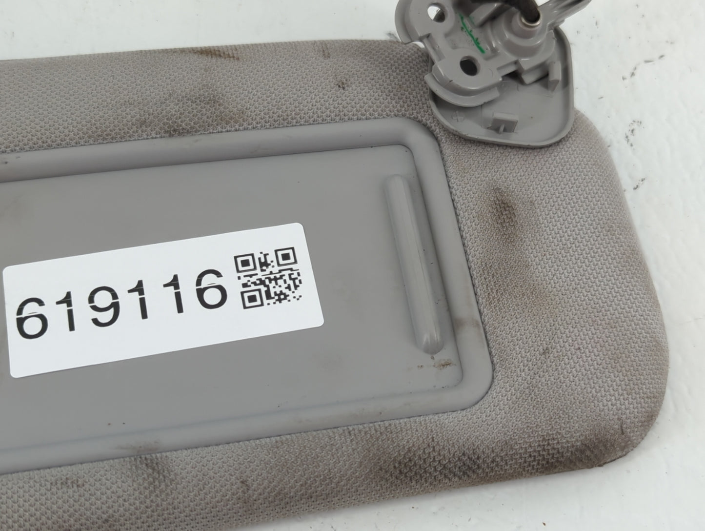 2015-2019 Hyundai Sonata Sun Visor Shade Replacement Passenger Right Mirror Fits Fits 2015 2016 2017 2018 2019 OEM Used Auto