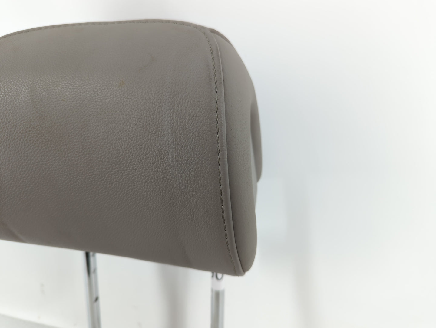Hyundai Sonata Headrest Head Rest Front Driver Passenger Seat Grey - Oemusedautoparts1.com