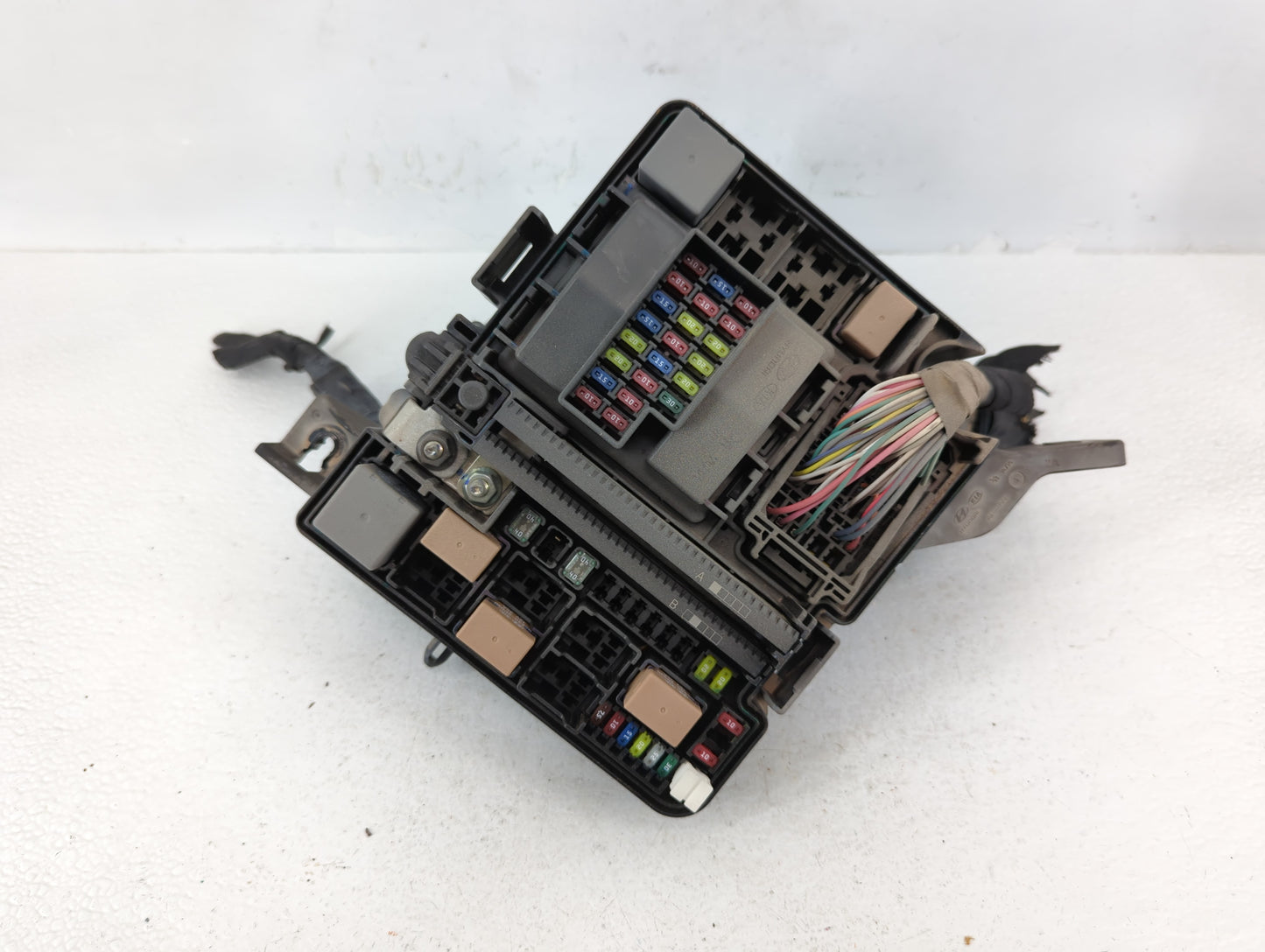 2015 Hyundai Sonata Fusebox Fuse Box Panel Relay Module P/N:91950-C1820 Fits OEM Used Auto Parts - Oemusedautoparts1.com