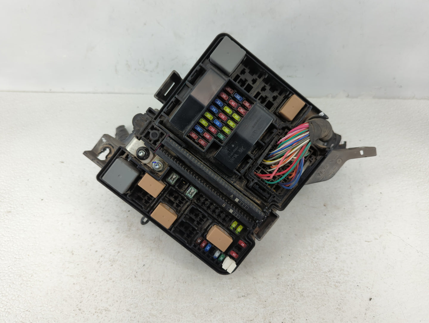 2015 Hyundai Sonata Fusebox Fuse Box Panel Relay Module P/N:6423-0102-7-000 Fits OEM Used Auto Parts - Oemusedautoparts1.com