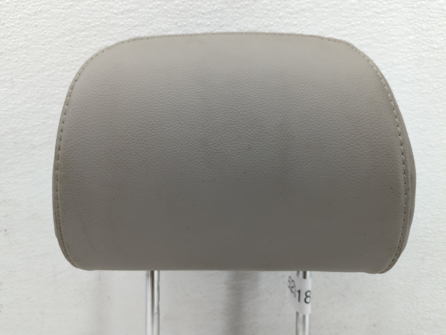2015 Hyundai Sonata Headrest Head Rest Front Driver Passenger Seat Fits OEM Used Auto Parts - Oemusedautoparts1.com