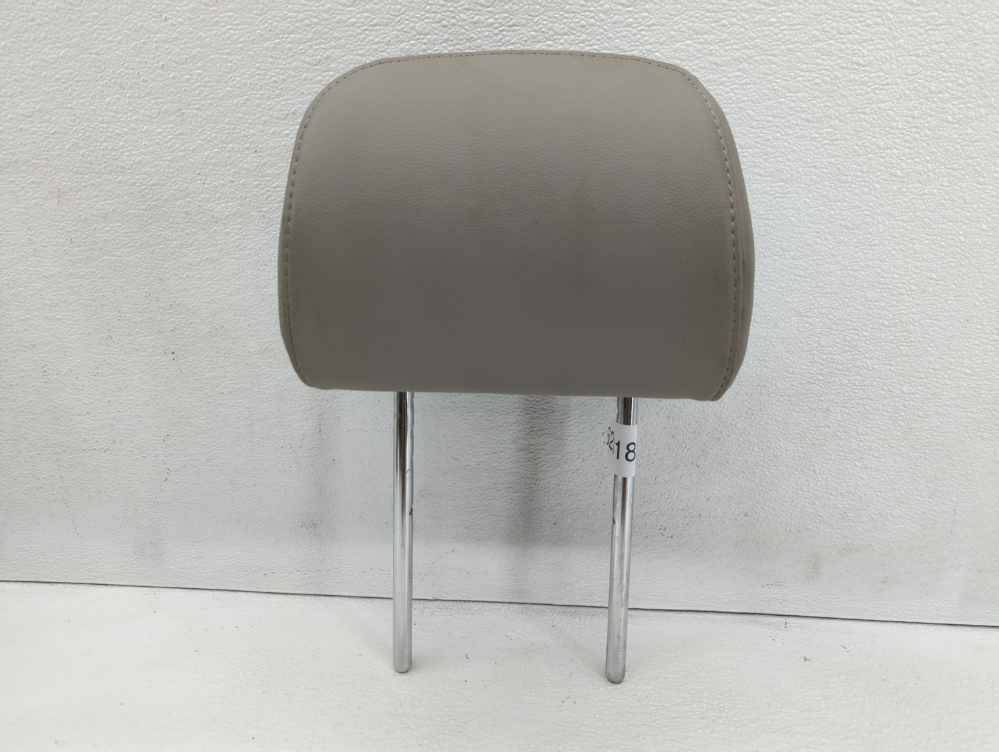2015 Hyundai Sonata Headrest Head Rest Front Driver Passenger Seat Fits OEM Used Auto Parts - Oemusedautoparts1.com