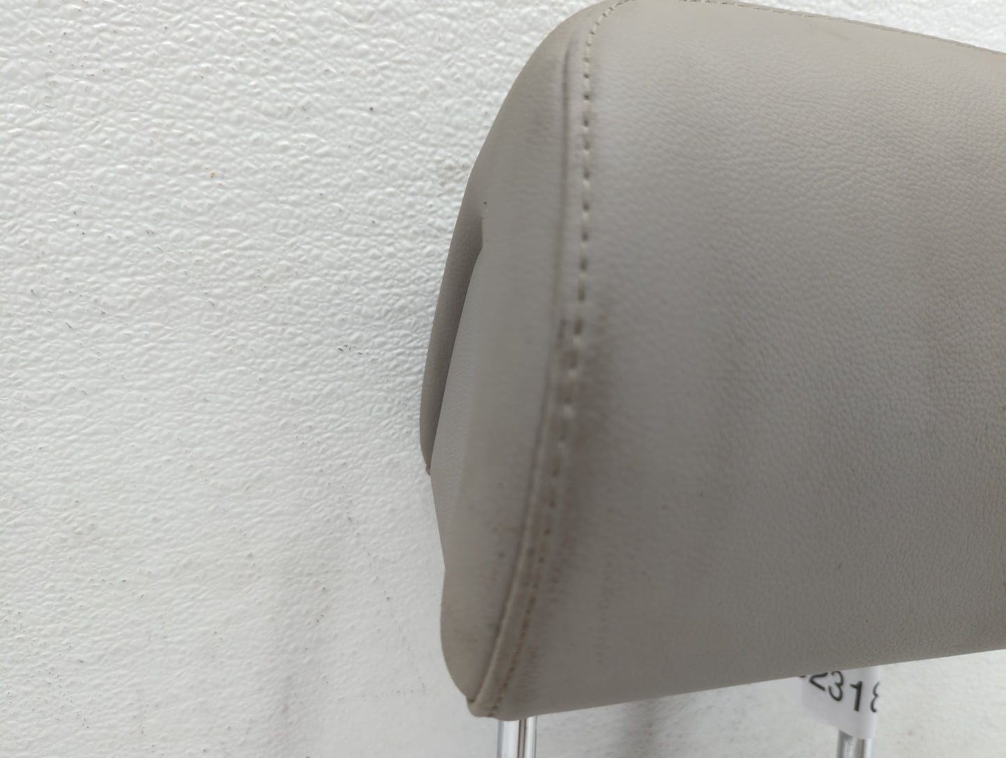 2015 Hyundai Sonata Headrest Head Rest Front Driver Passenger Seat Fits OEM Used Auto Parts - Oemusedautoparts1.com