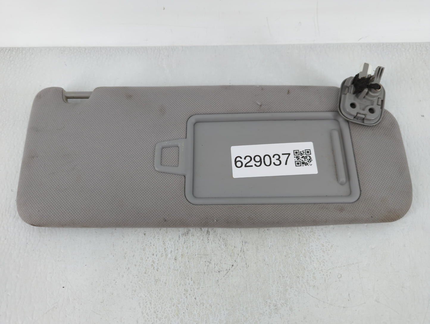 2015-2019 Hyundai Sonata Sun Visor Shade Replacement Passenger Right Mirror Fits Fits 2015 2016 2017 2018 2019 OEM Used Auto