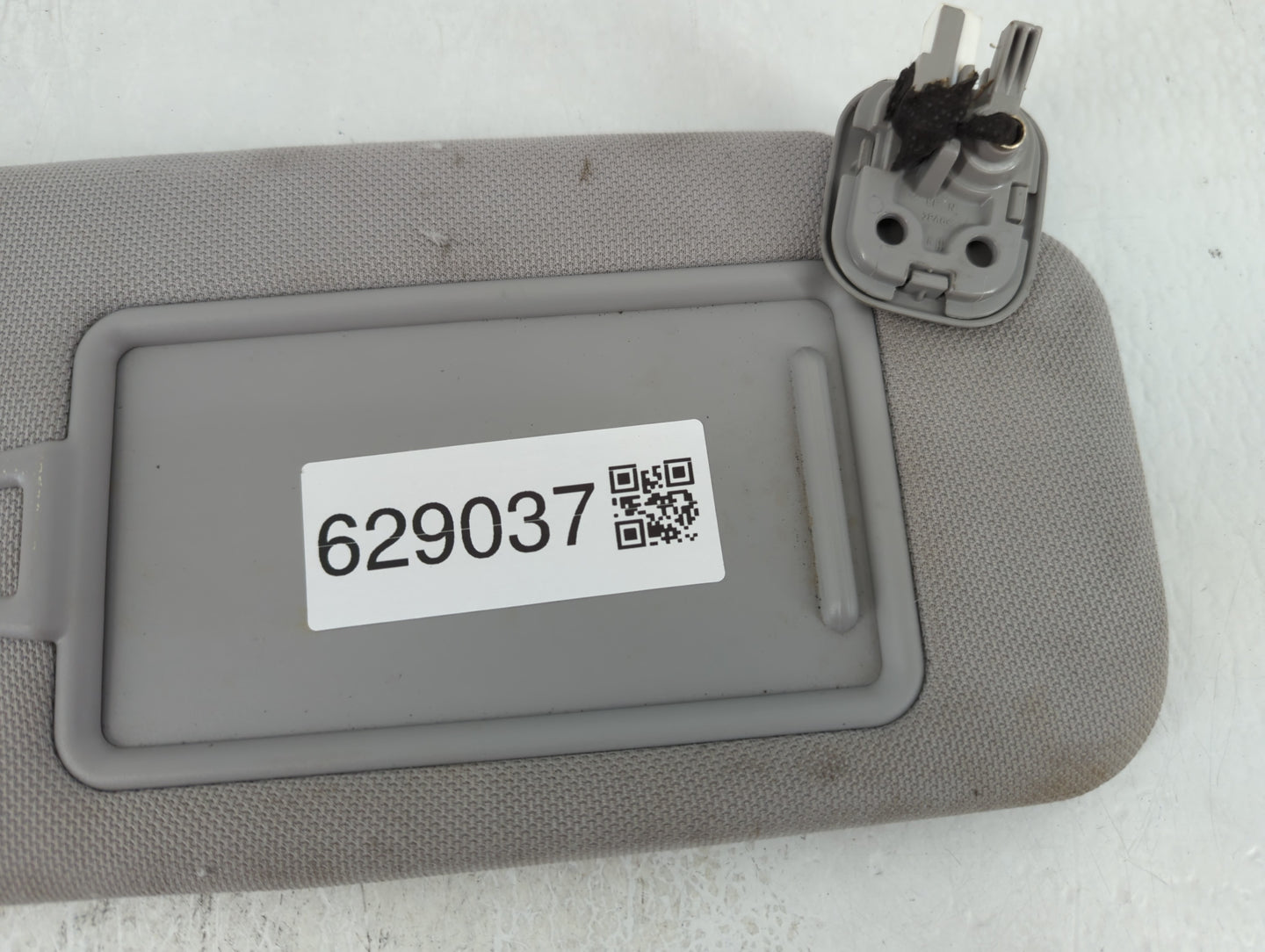2015-2019 Hyundai Sonata Sun Visor Shade Replacement Passenger Right Mirror Fits Fits 2015 2016 2017 2018 2019 OEM Used Auto