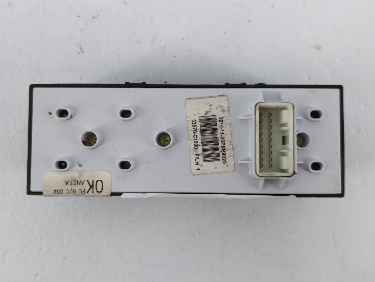 2015-2019 Hyundai Sonata Master Power Window Switch Replacement Driver Side Left P/N:93570-C1000 Fits OEM Used Auto Parts - 