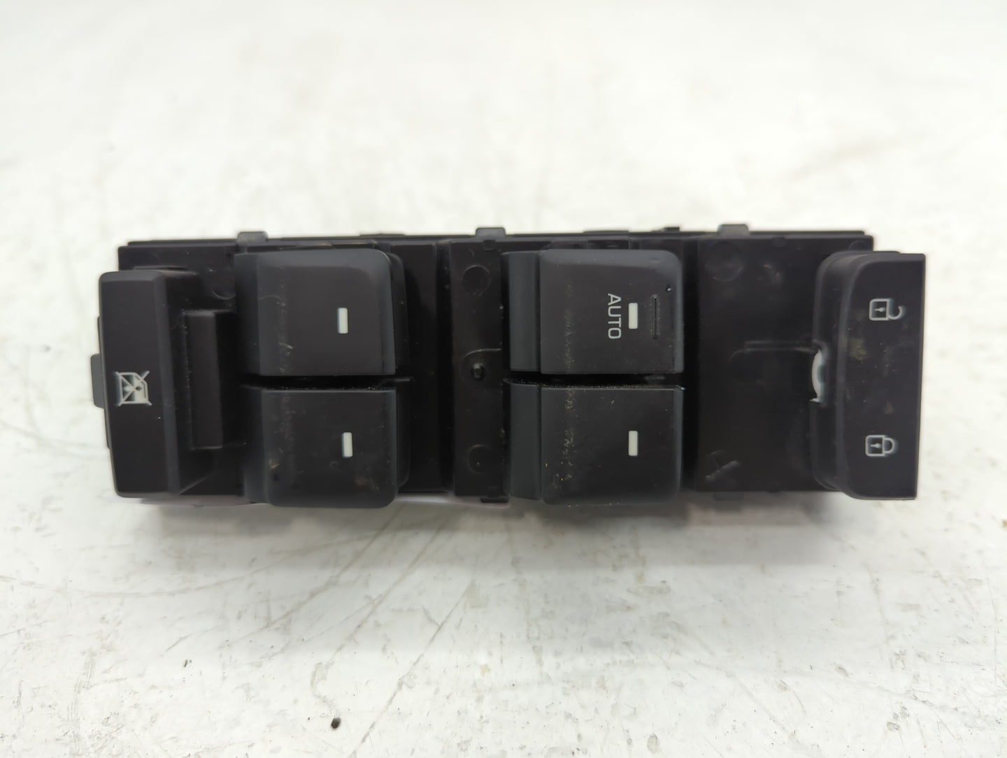 2015-2017 Hyundai Sonata Master Power Window Switch Replacement Driver Side Left P/N:93570-C1000 Fits Fits 2015 2016 2017 OE