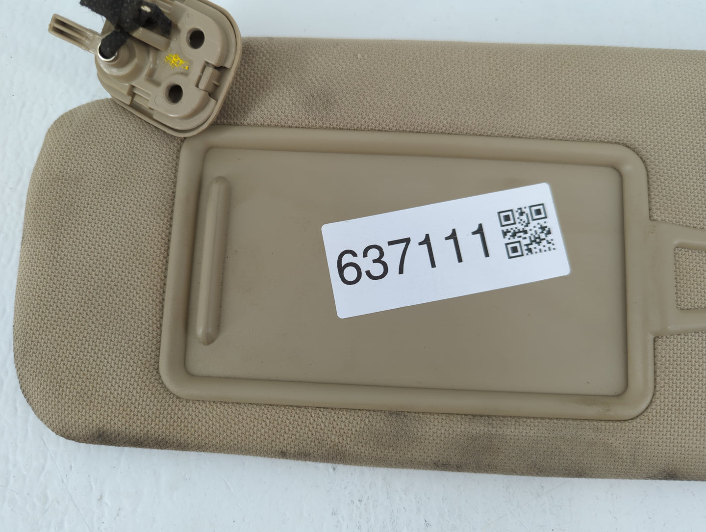 2015-2019 Hyundai Sonata Sun Visor Shade Replacement Driver Left Mirror Fits Fits 2015 2016 2017 2018 2019 OEM Used Auto Par