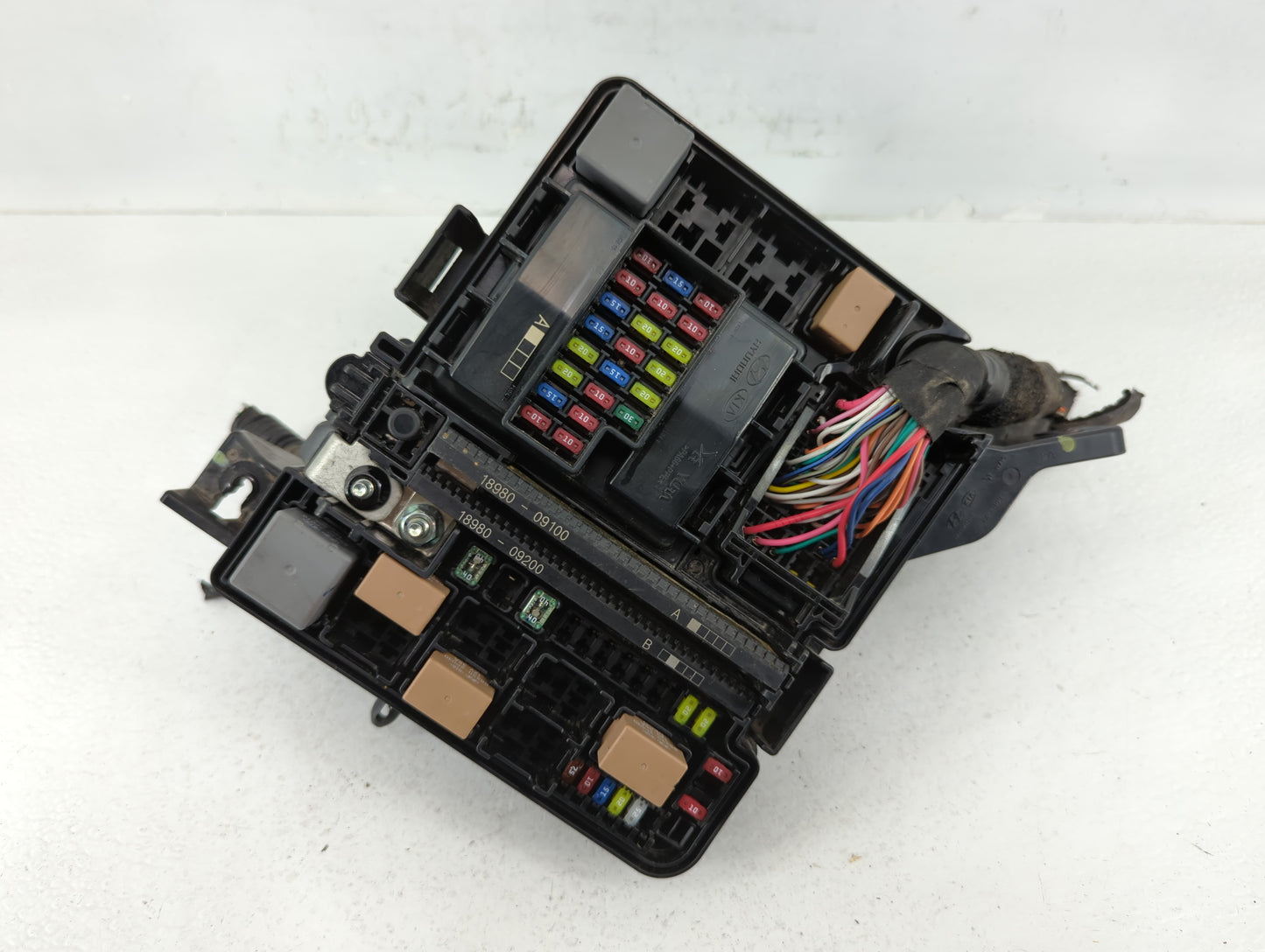 2015 Hyundai Sonata Fusebox Fuse Box Panel Relay Module P/N:6423-0102-7-000 Fits OEM Used Auto Parts - Oemusedautoparts1.com