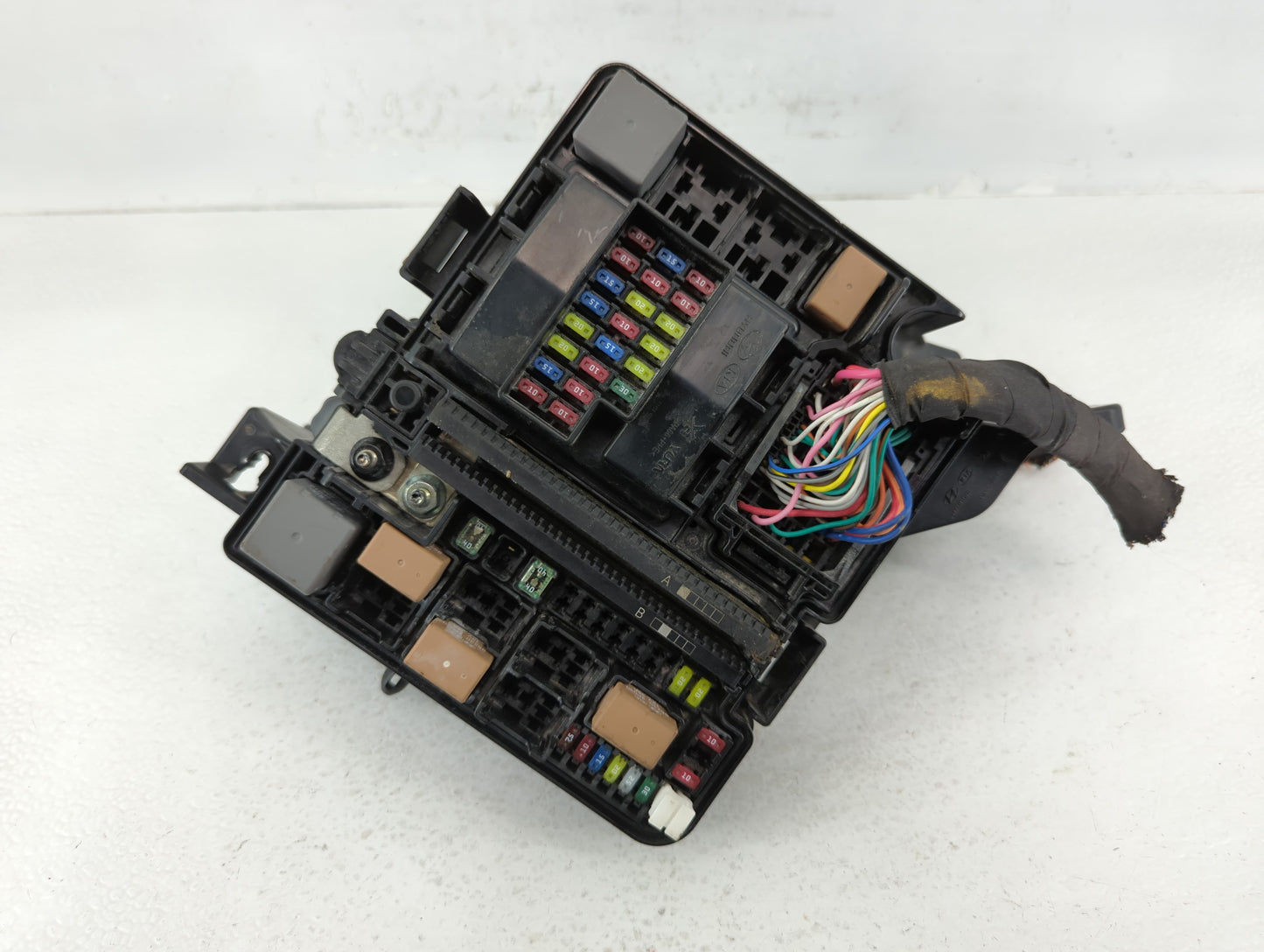 2015 Hyundai Sonata Fusebox Fuse Box Panel Relay Module P/N:91200C20T0LA 91950-C1820 Fits OEM Used Auto Parts - Oemusedautop
