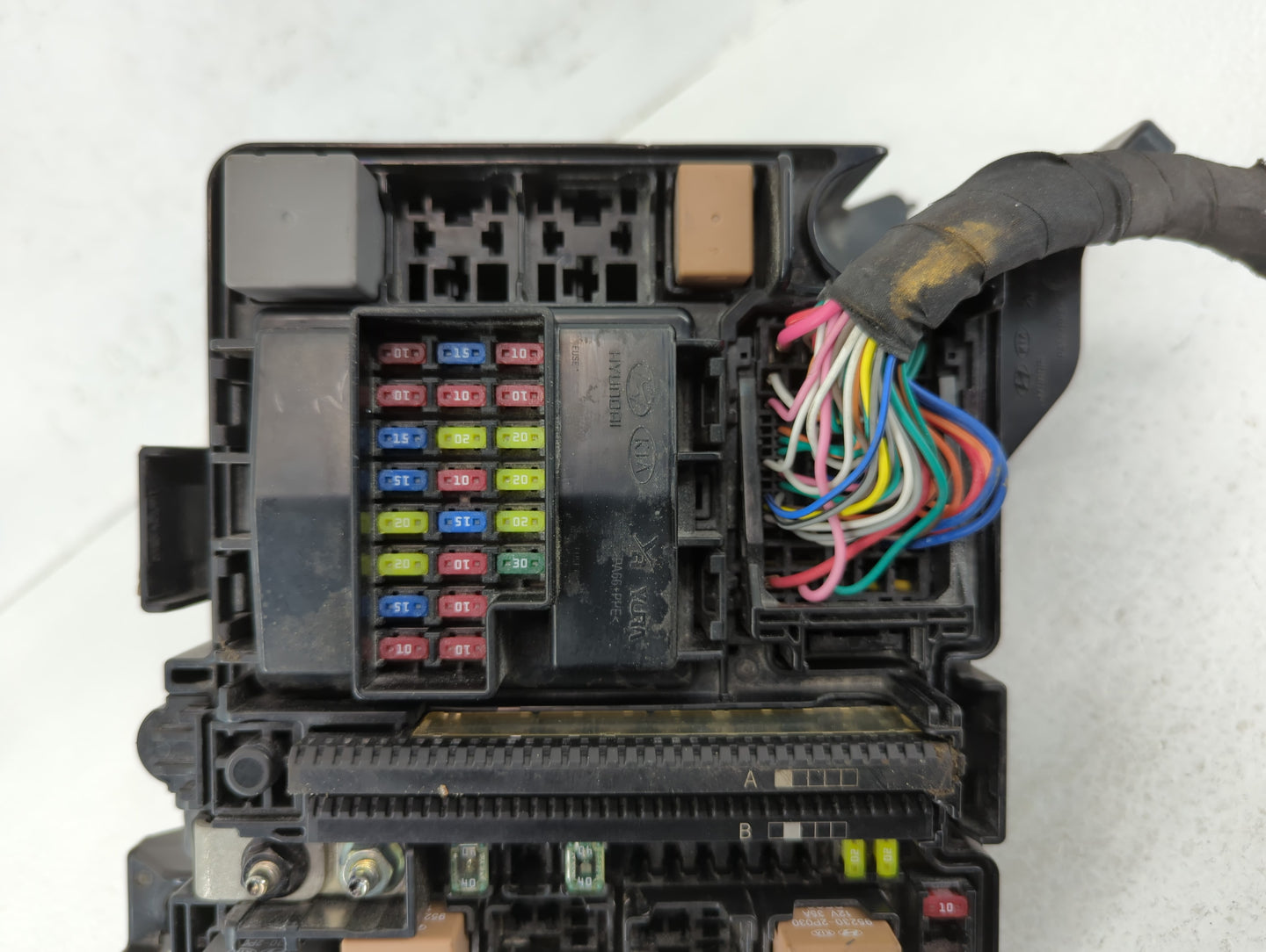 2015 Hyundai Sonata Fusebox Fuse Box Panel Relay Module P/N:91200C20T0LA 91950-C1820 Fits OEM Used Auto Parts - Oemusedautop