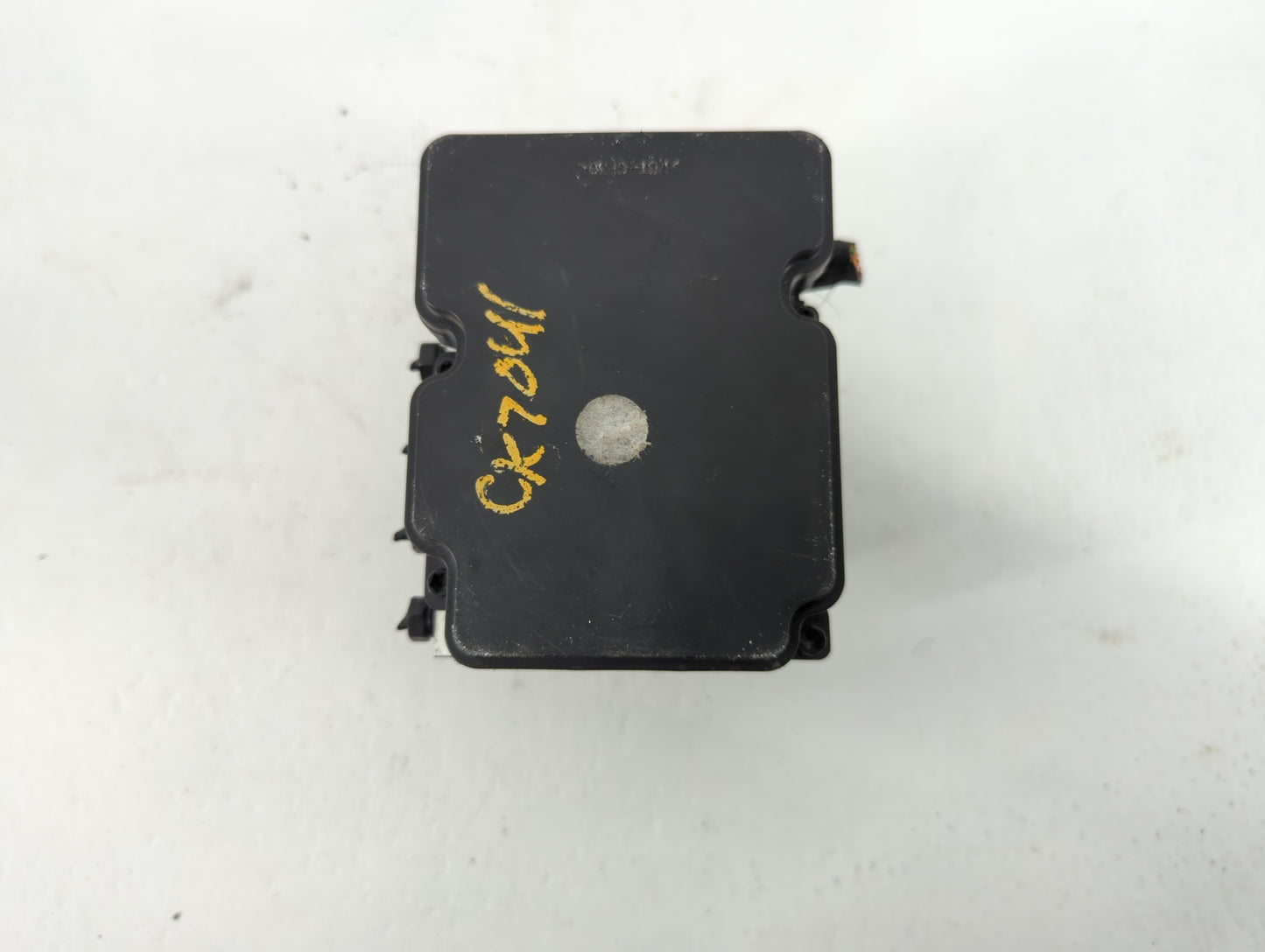 2015 Hyundai Sonata ABS Pump Control Module Replacement P/N:58920-C2200 C2589-20500 Fits OEM Used Auto Parts - Oemusedautopa