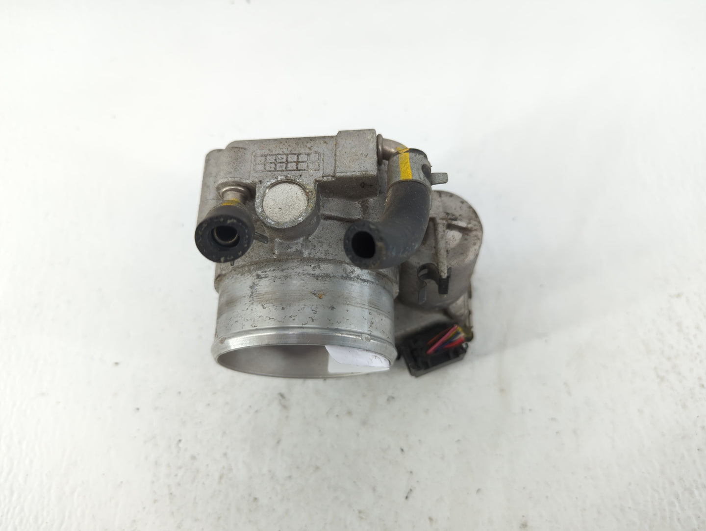2015-2019 Hyundai Sonata Throttle Body P/N:35100-2G600 Fits Fits 2015 2016 2017 2018 2019 2020 2021 OEM Used Auto Parts - Oe