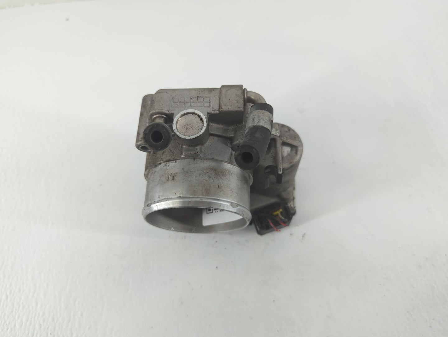 2015-2019 Hyundai Sonata Throttle Body P/N:35100-2G600 Fits Fits 2015 2016 2017 2018 2019 2020 2021 OEM Used Auto Parts - Oe