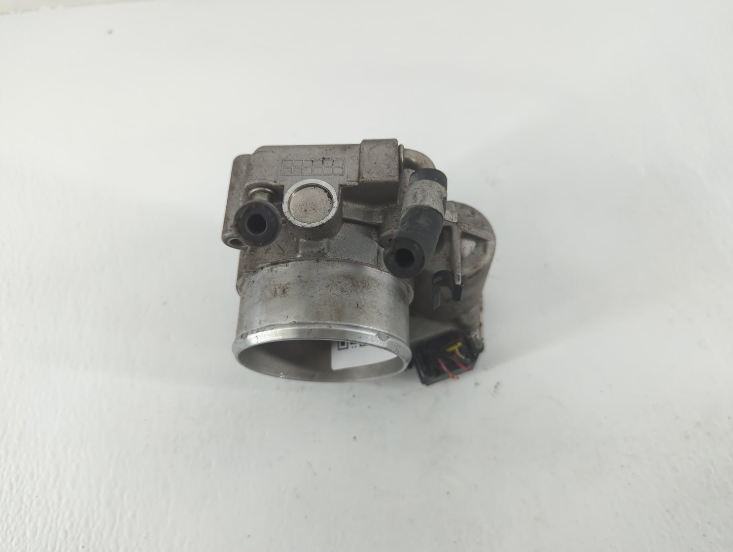 2015-2019 Hyundai Sonata Throttle Body P/N:35100-2G600 Fits Fits 2015 2016 2017 2018 2019 2020 2021 OEM Used Auto Parts - Oe