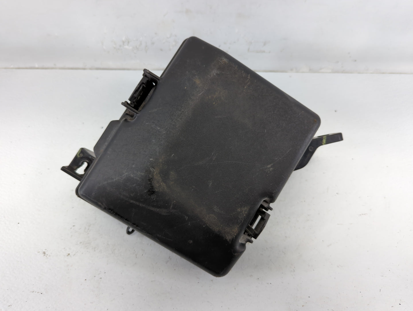 2015 Hyundai Sonata Fusebox Fuse Box Panel Relay Module P/N:91950-C1820 Fits OEM Used Auto Parts - Oemusedautoparts1.com