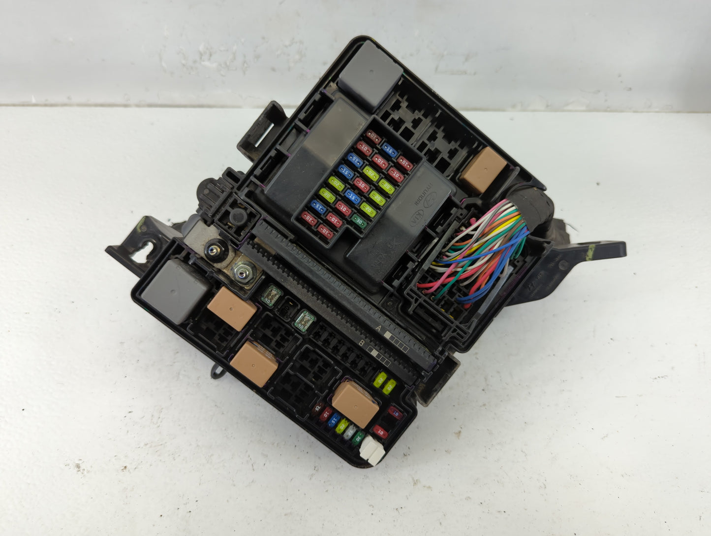 2015 Hyundai Sonata Fusebox Fuse Box Panel Relay Module P/N:91950-C1820 Fits OEM Used Auto Parts - Oemusedautoparts1.com