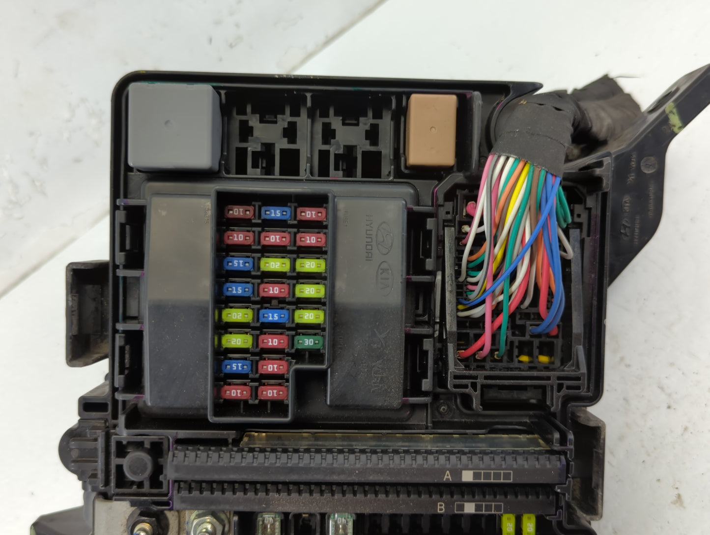 2015 Hyundai Sonata Fusebox Fuse Box Panel Relay Module P/N:91950-C1820 Fits OEM Used Auto Parts - Oemusedautoparts1.com