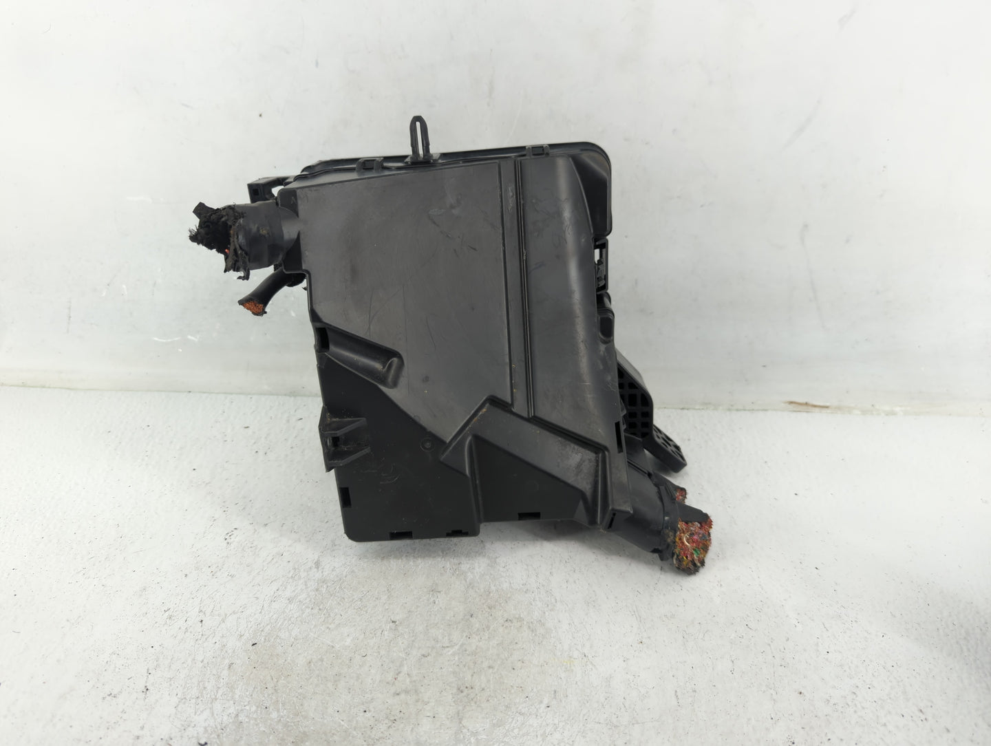 2015 Hyundai Sonata Fusebox Fuse Box Panel Relay Module P/N:91950-C1820 Fits OEM Used Auto Parts - Oemusedautoparts1.com