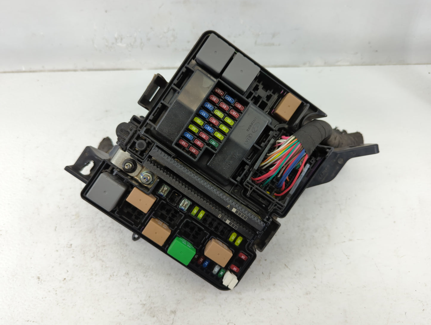 2015 Hyundai Sonata Fusebox Fuse Box Panel Relay Module P/N:91950-C1820 Fits OEM Used Auto Parts - Oemusedautoparts1.com