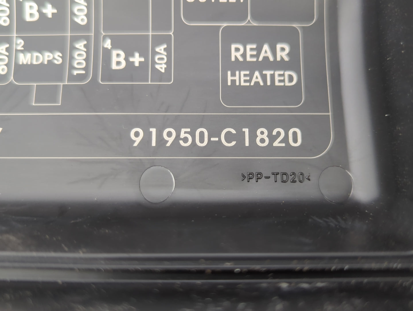 2015 Hyundai Sonata Fusebox Fuse Box Panel Relay Module P/N:91950-C1820 Fits OEM Used Auto Parts - Oemusedautoparts1.com