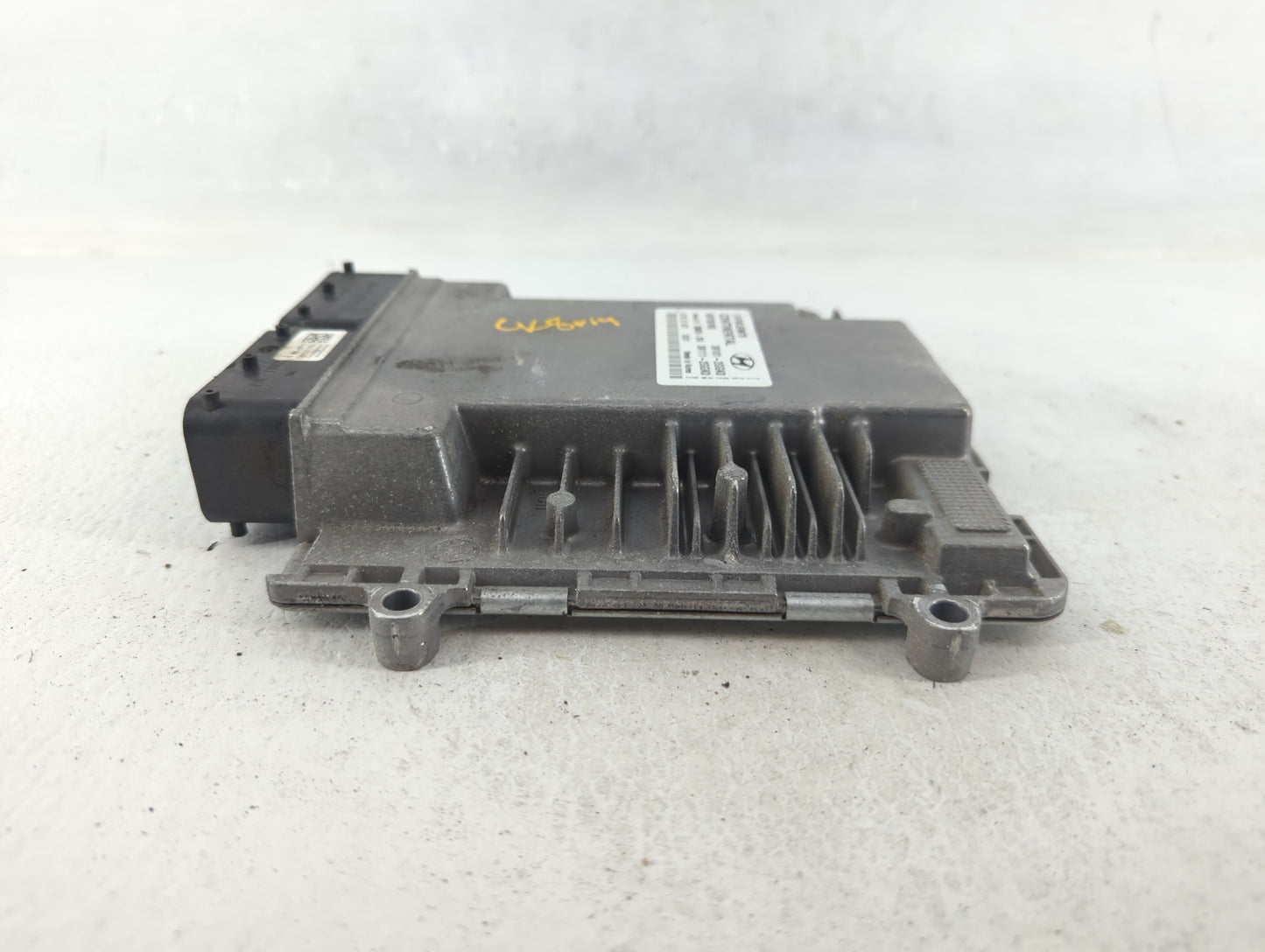 2015-2017 Hyundai Sonata PCM Engine Control Computer ECU ECM PCU OEM P/N:39101-2GGK0 Fits Fits 2015 2016 2017 OEM Used Auto 