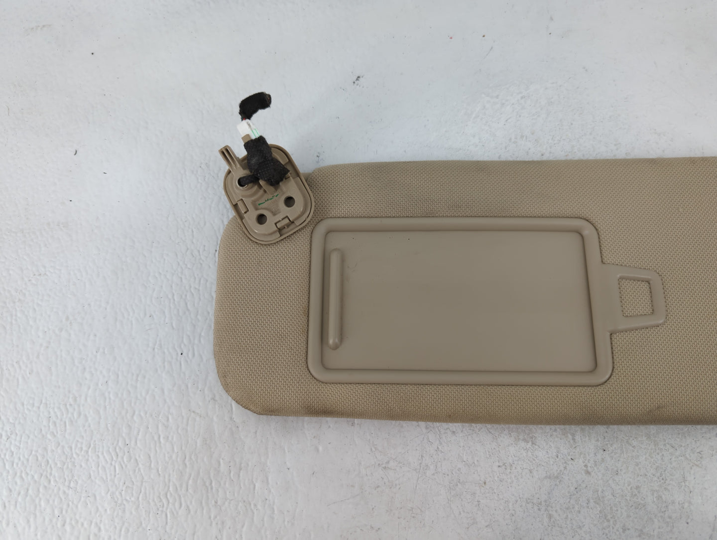 2015-2019 Hyundai Sonata Sun Visor Shade Replacement Driver Left Mirror Fits Fits 2015 2016 2017 2018 2019 OEM Used Auto Par