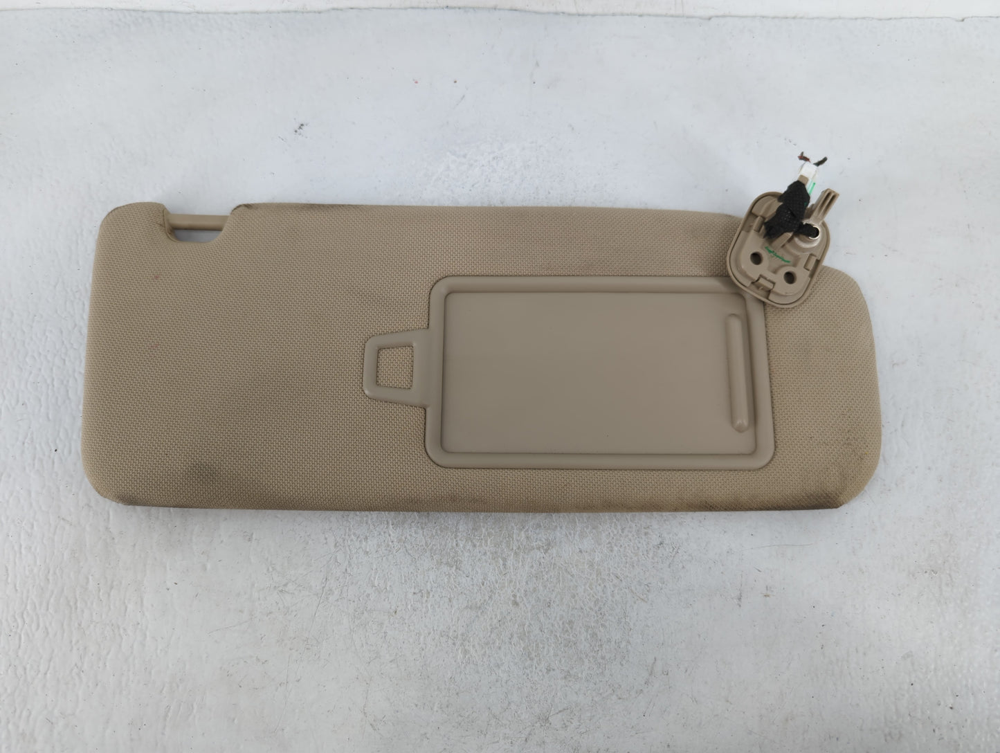 2015-2019 Hyundai Sonata Sun Visor Shade Replacement Passenger Right Mirror Fits Fits 2015 2016 2017 2018 2019 OEM Used Auto