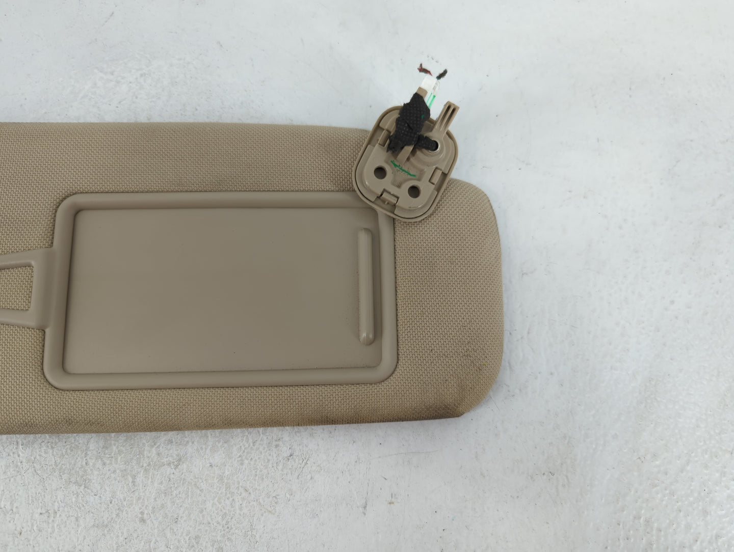 2015-2019 Hyundai Sonata Sun Visor Shade Replacement Passenger Right Mirror Fits Fits 2015 2016 2017 2018 2019 OEM Used Auto