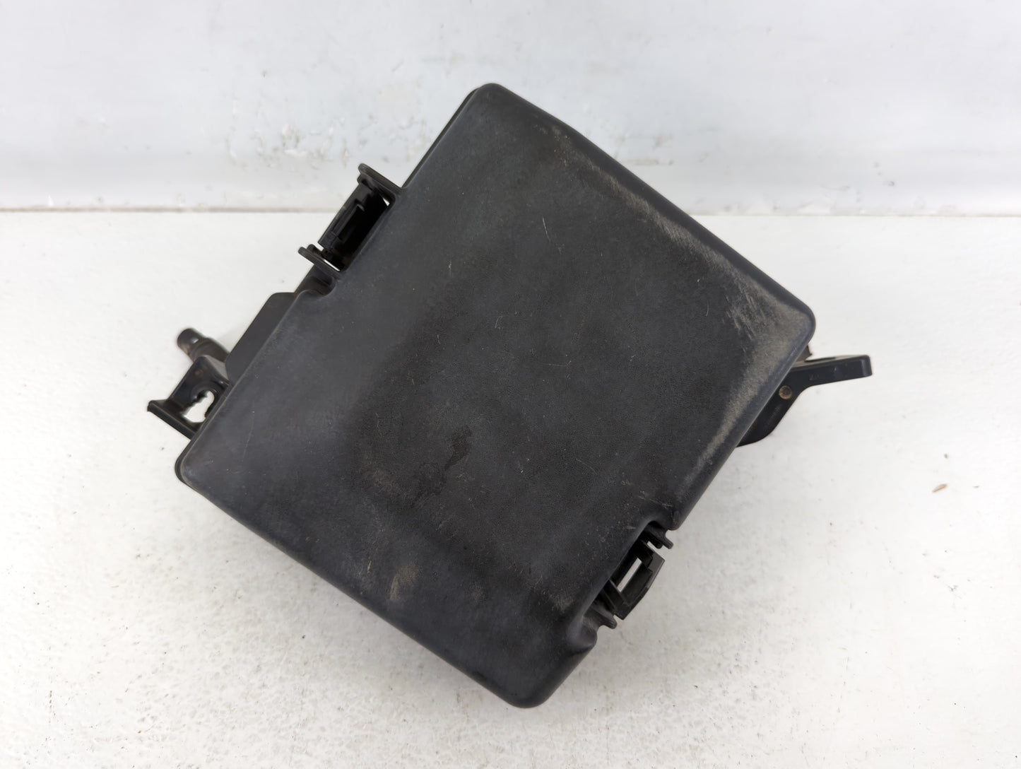 2015 Hyundai Sonata Fusebox Fuse Box Panel Relay Module P/N:91950-C1820 Fits OEM Used Auto Parts - Oemusedautoparts1.com