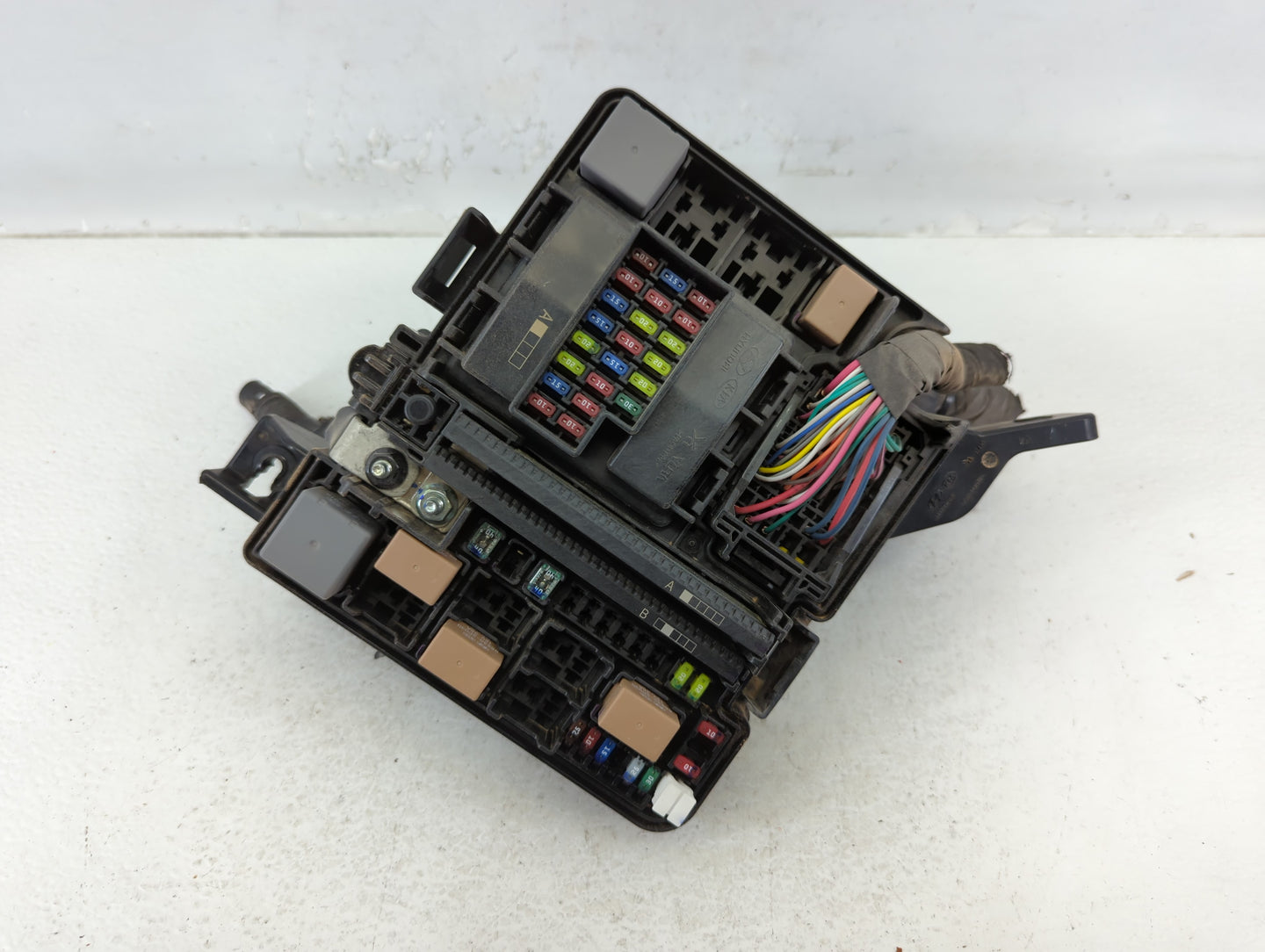 2015 Hyundai Sonata Fusebox Fuse Box Panel Relay Module P/N:91950-C1820 Fits OEM Used Auto Parts - Oemusedautoparts1.com