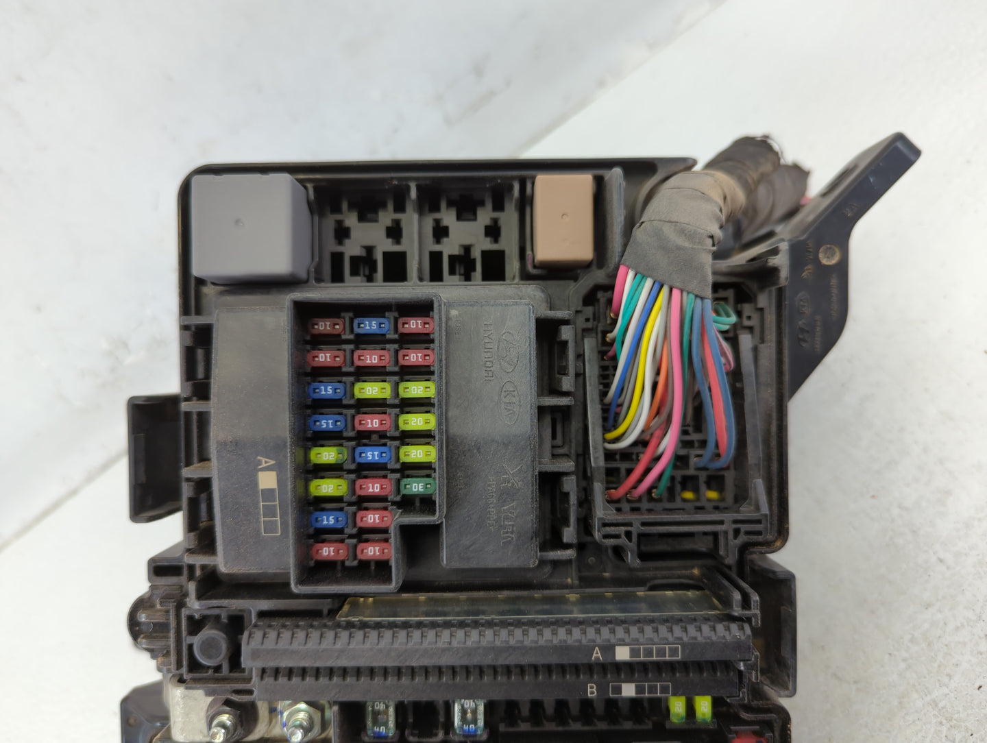 2015 Hyundai Sonata Fusebox Fuse Box Panel Relay Module P/N:91950-C1820 Fits OEM Used Auto Parts - Oemusedautoparts1.com