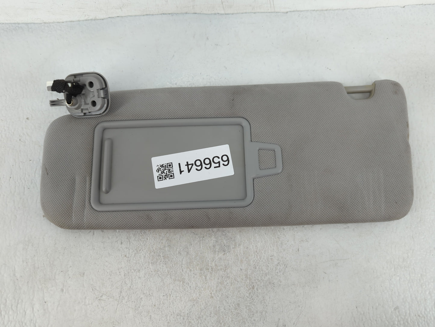 2015-2019 Hyundai Sonata Sun Visor Shade Replacement Driver Left Mirror Fits Fits 2015 2016 2017 2018 2019 OEM Used Auto Par