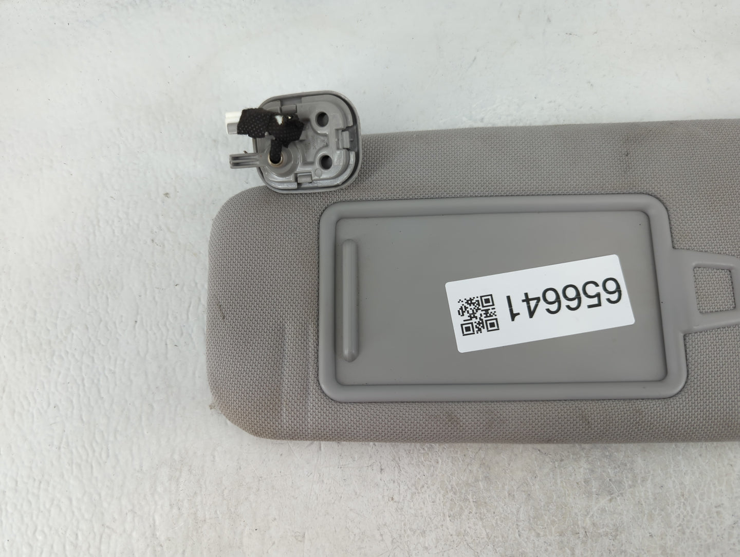 2015-2019 Hyundai Sonata Sun Visor Shade Replacement Driver Left Mirror Fits Fits 2015 2016 2017 2018 2019 OEM Used Auto Par