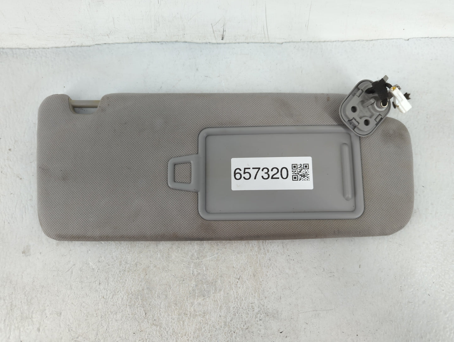2015-2019 Hyundai Sonata Sun Visor Shade Replacement Passenger Right Mirror Fits Fits 2015 2016 2017 2018 2019 OEM Used Auto