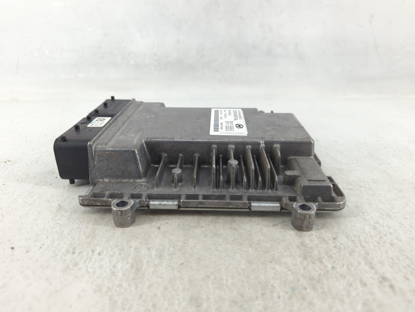 2015-2017 Hyundai Sonata PCM Engine Control Computer ECU ECM PCU OEM P/N:39101-2GGL0 Fits Fits 2015 2016 2017 OEM Used Auto 